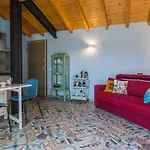 Apartment Guesthost - Silvana - Giulia & Michela With Terrace & Parking
