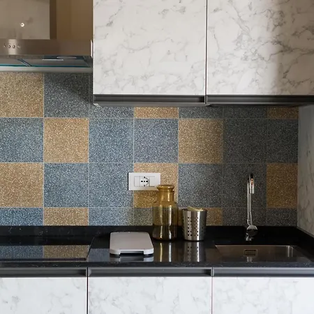 Apartment Silvana - Giulia & Michela With Terrace & Parking