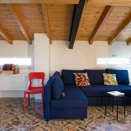 Apartamento Guesthost - Silvana - Giulia & Michela With Terrace & Parking